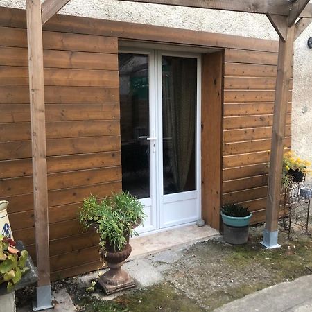 Apartmán Bienvenue « A L'Ombre Du Figuier » Pieusse Exteriér fotografie