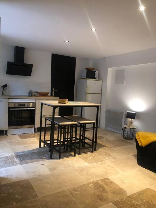 Apartmán Bienvenue « A L'Ombre Du Figuier » Pieusse Exteriér fotografie