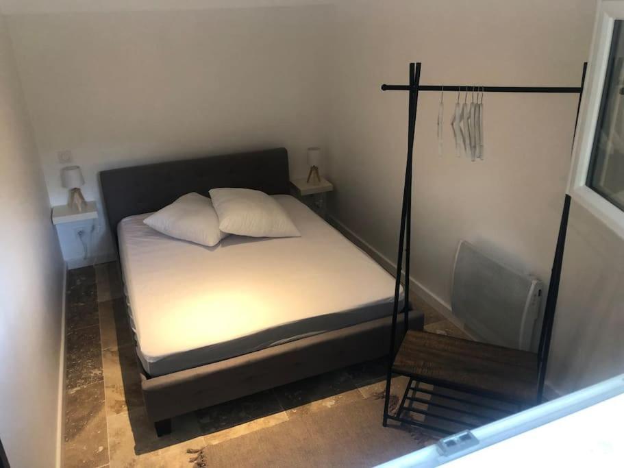 Apartmán Bienvenue « A L'Ombre Du Figuier » Pieusse Exteriér fotografie